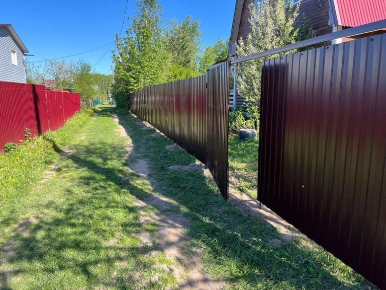Заборы в Нижнем Новгороде из профильного листа